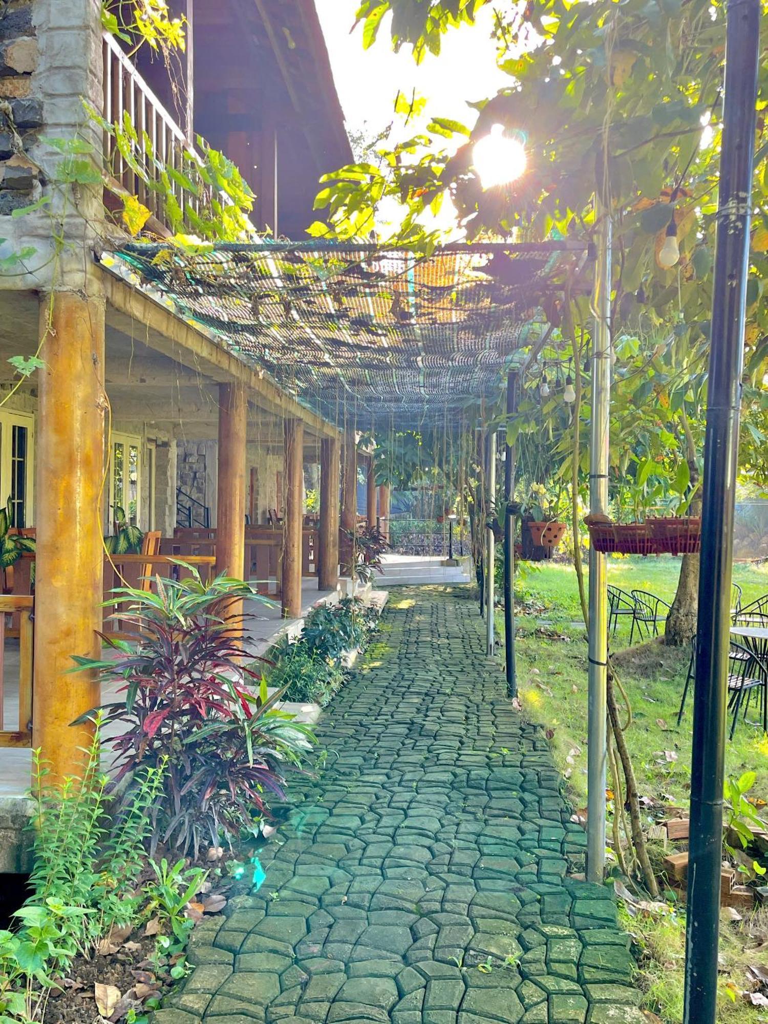 Lava Rock Viet Nam Lodge Anhfly Resort Nam カッティエン エクステリア 写真