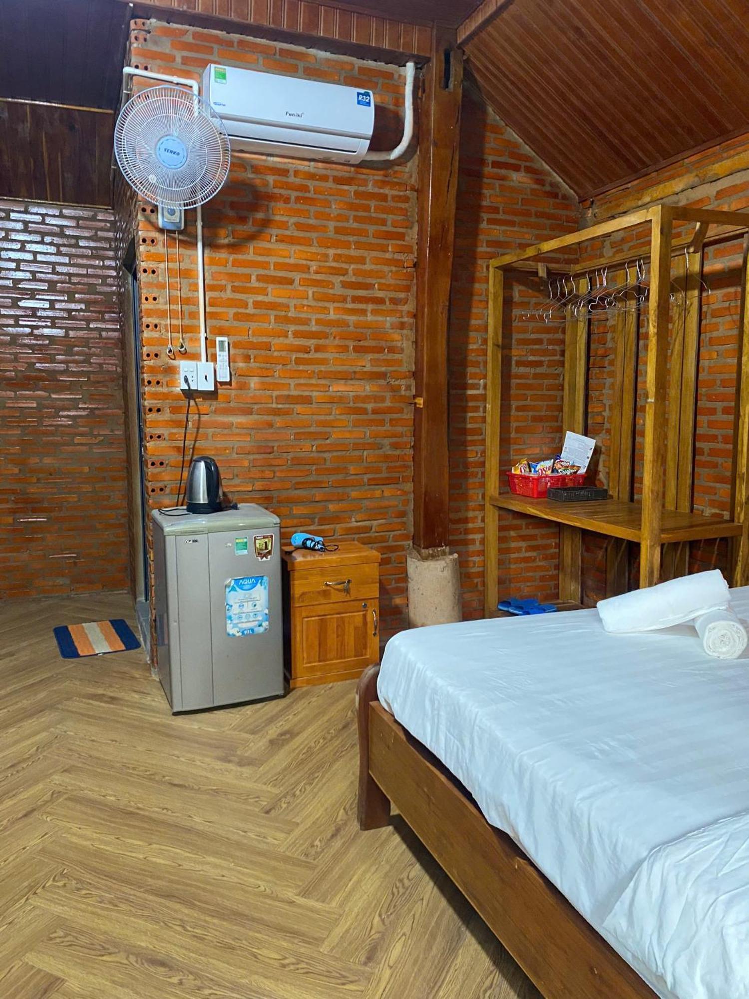 Lava Rock Viet Nam Lodge Anhfly Resort Nam カッティエン エクステリア 写真